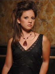 Photos de Mackenzie Rosman - Photoshoot John Sciulli - 56